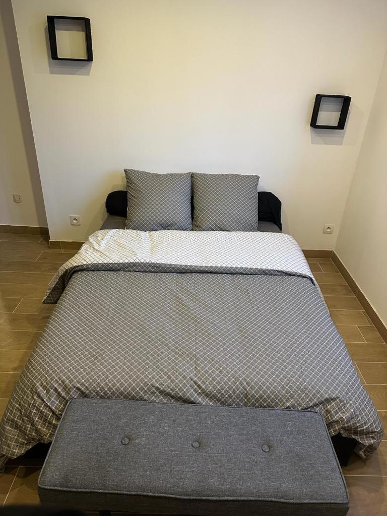 Appartement Carol California à Chevigny-Saint-Sauveur Chambre photo